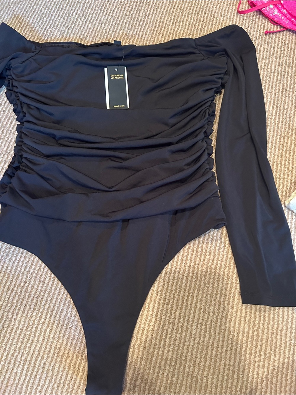 NWT AFRM Black Off-the-Shoulder ruched sides  stretch bodysuit size large - Picture 4 of 8